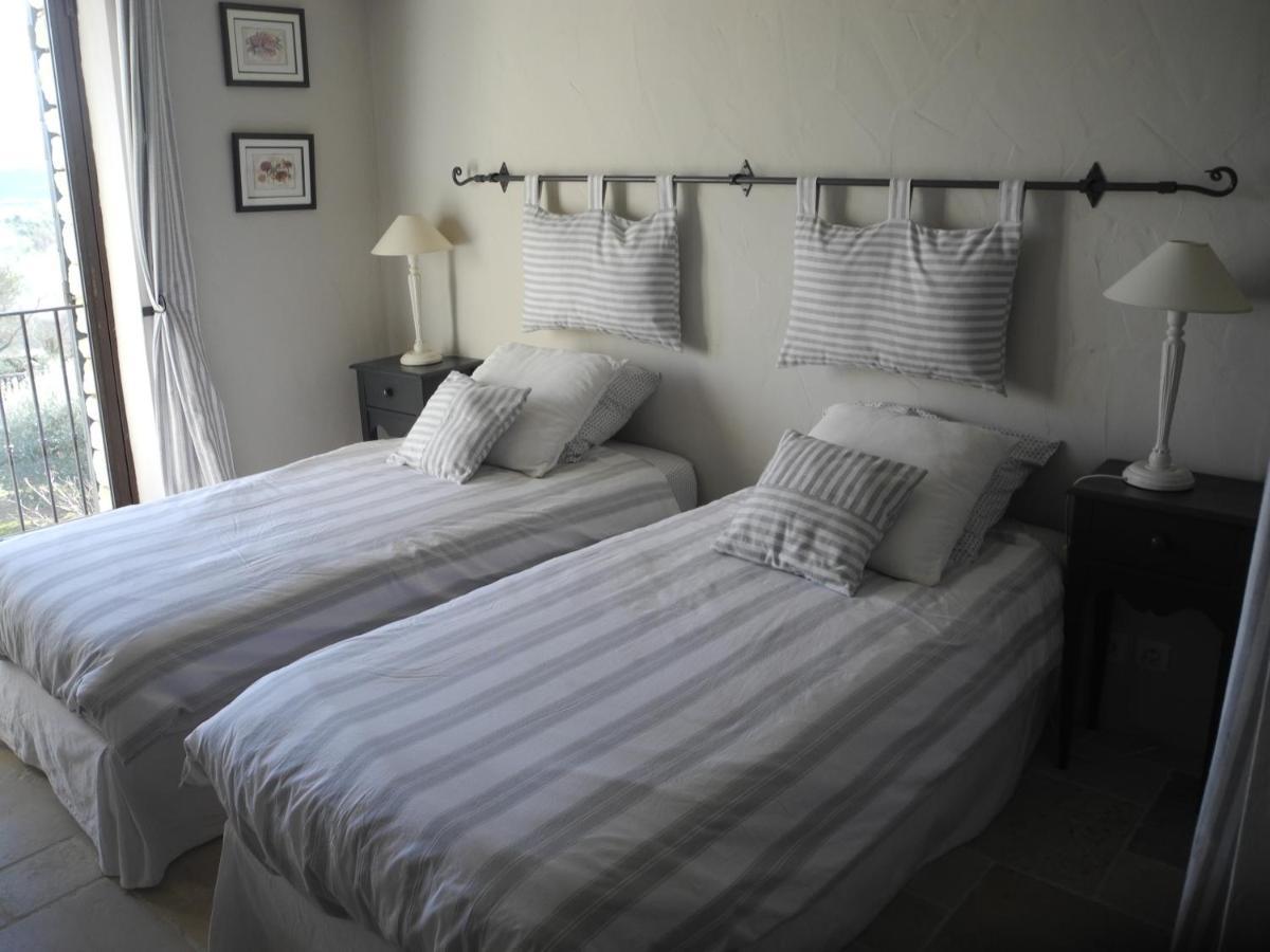 ゴルド Oustau De Piera Bed & Breakfast エクステリア 写真